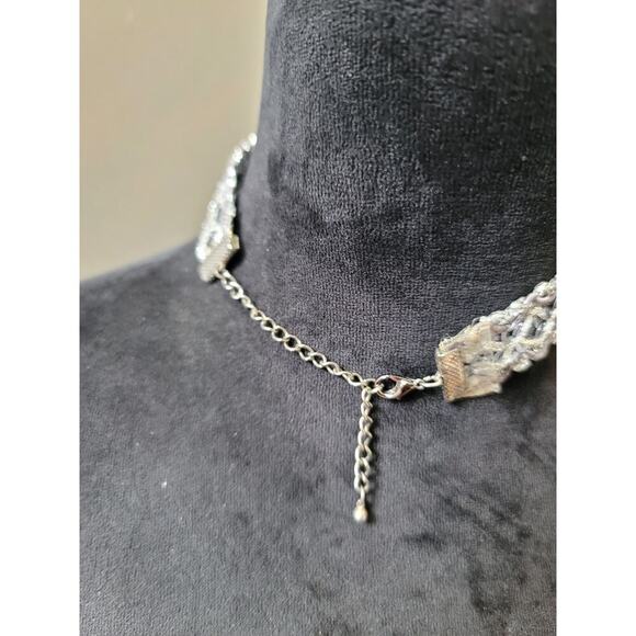 Women's Silver Sequin Beaded Choker Necklace With Black Drops And Lobster Clasp - Picture 6 of 6